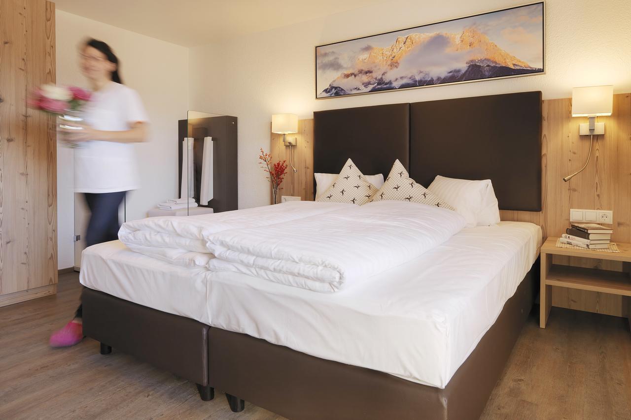 Hotel Venetblick แยร์สเซินส์ ภายนอก รูปภาพ